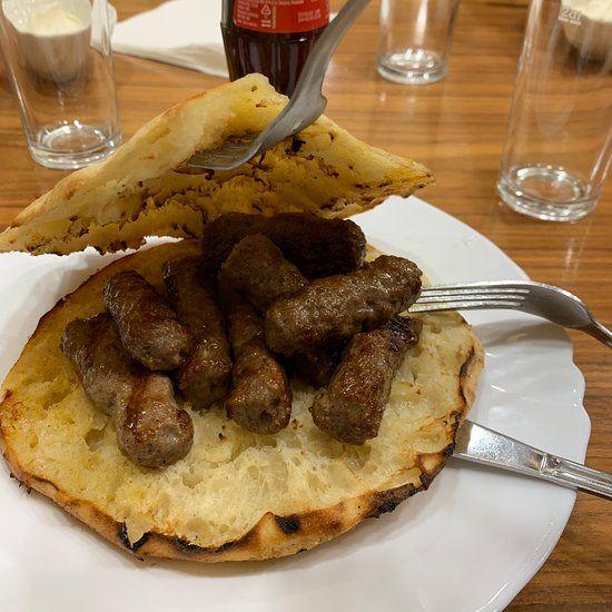 <p><span style="color:#B22222"><strong>43. TUZLANSKI ĆEVAPI</strong></span></p>

<p>&Uuml;lke: Bosna Hersek<br />
Puan: 4.1</p>
