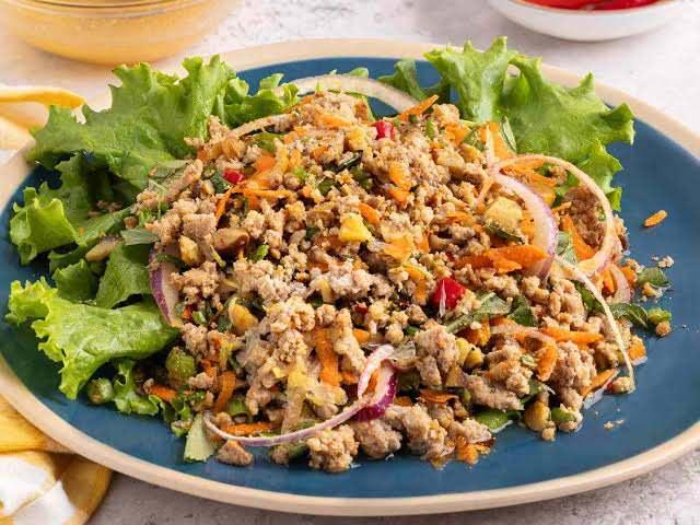 <p><span style="color:#B22222"><strong>40. LARB</strong></span></p>

<p>&Uuml;lke: Laos<br />
Puan: 4.1</p>
