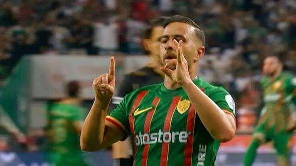 <p>10- Dia Saba | Amedspor | 2 gol</p>
