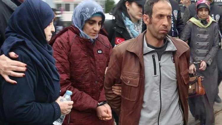 <p>Palu ailesi bireyleri (anne Havva Palu, baba Harun Palu ve kardeşler) canlı yayında birbirlerini ve enişte Tuncer Ustael'i cinayet, darp, gasp ve tecav&uuml;z gibi ağır su&ccedil;larla su&ccedil;lamışlardı. Ancak aile bireyleri zaman zaman bu ifadelerini değiştirdiler.</p>
