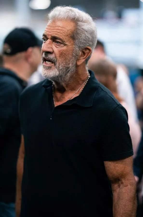 <p><strong>&Ouml;Z&Uuml;R A&Ccedil;IKLAMASI YAPTI</strong></p>
