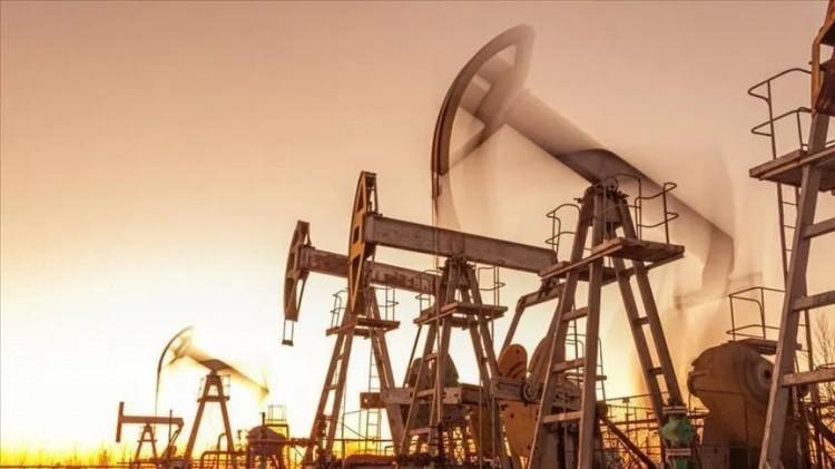 <p><span style="color:inherit">Orta Doğu'daki gerilim petrol fiyatlarına yansırken en fazla rezervi olan &uuml;lkelerin 2026 verileri de a&ccedil;ıklanmış oldu. İşte en petrol kralları...</span></p>

<p>&nbsp;</p>
