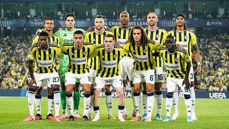 <p>Karşılaşma &ouml;ncesinde Fenerbah&ccedil;e 6 puan ve averajla 4.sırada bulunuyor.</p>

