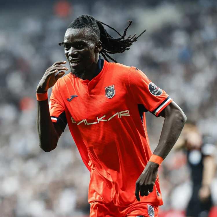 <p>Bertrand Traore | Sağ kanat</p>
