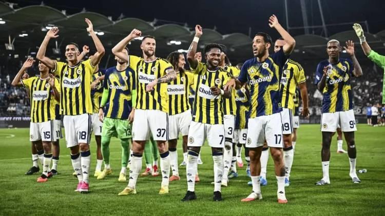 <p>-&nbsp;En &ccedil;ok harcama yapan kul&uuml;p, 99.1 milyon euro ile Fenerbah&ccedil;e oldu.</p>
