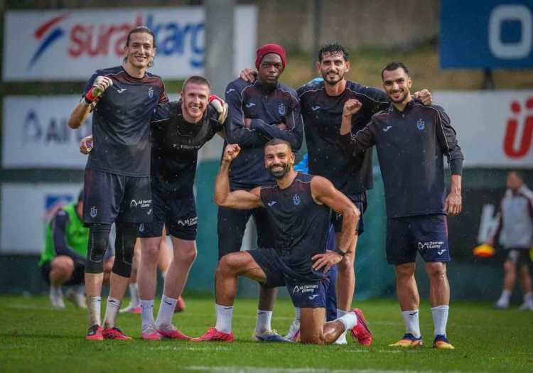 <p>-&nbsp; En &ccedil;ok satış yapan kul&uuml;p, 52.5 milyon euro ile Trabzonspor oldu.</p>
