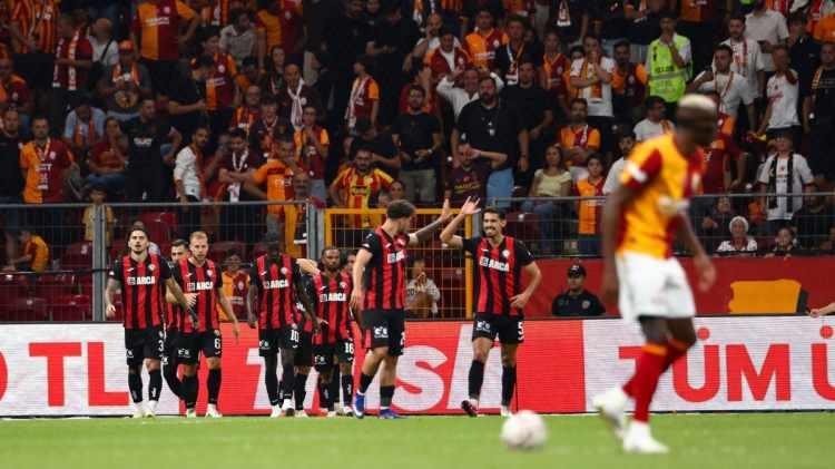 <p>- En &ccedil;ok transfer yapan kul&uuml;p &Ccedil;orum FK oldu. (23)</p>
