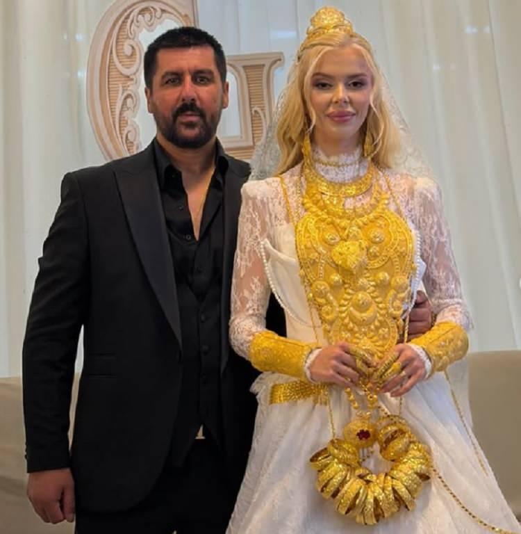 <p><strong>Tan&ccedil;alan'ın sosyal medya paylaşımlarını incelemeye alan Van Cumhuriyet Başsavcılığı, Tan&ccedil;alan hakkında, T&uuml;rk milletini, T&uuml;rkiye Cumhuriyeti Devleti&rsquo;ni ve devletin kurum ve organlarını aşağılama su&ccedil;undan TCK&rsquo;nın 301. maddesi kapsamında soruşturma başlattı.</strong></p>
