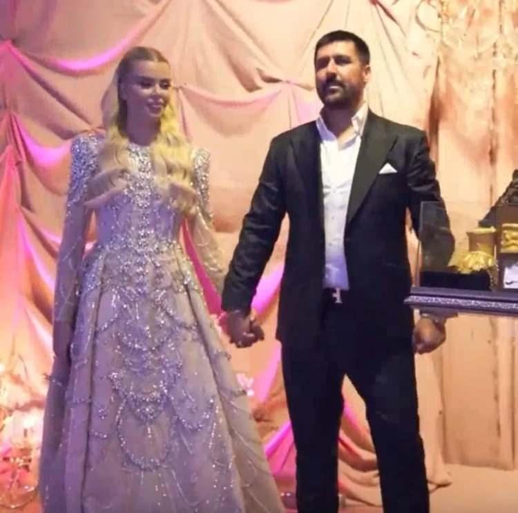 <p><strong>Sosyal medya fenomeni &Ccedil;ağla &Ouml;z ile evlenen ve &Ouml;z'e takılan kilolarca altın takıyla g&uuml;ndeme gelen "Vanlı Kara Haydar" lakaplı Mehmet Fatih Tan&ccedil;alan, Van Cumhuriyet Başsavcılığı tarafından başlatılan soruşturma kapsamında g&ouml;zaltına alındı.</strong></p>
