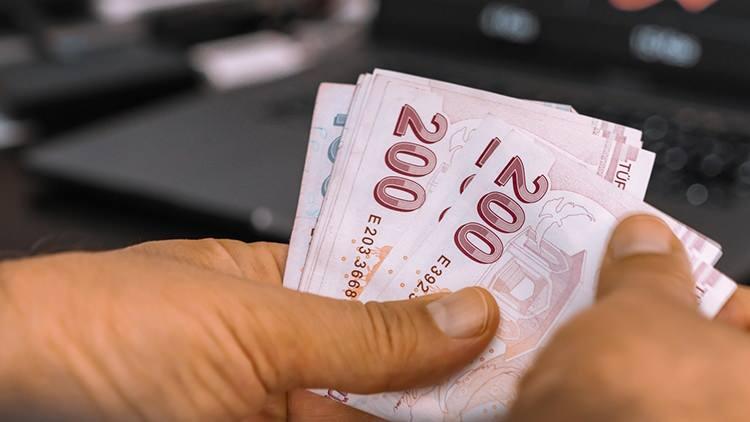 <p><strong>Edit&ouml;r&uuml;n notu:</strong>&nbsp; Resmi zam oranı, 6 aylık enflasyonun kesinleşmesiyle belirlenecektir.</p>

<p>&nbsp;</p>
