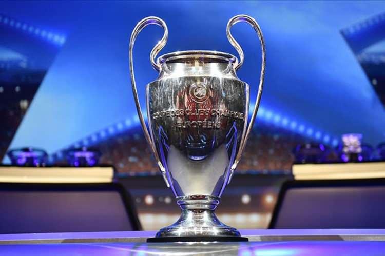 <p>Avrupa futbolunun en &uuml;st d&uuml;zey turnuvasında, yaz transfer d&ouml;neminin kapanması ve kadroların netleşmesiyle birlikte yaş ortalaması en y&uuml;ksek 10 takım şu şekilde sıralandı:&nbsp;</p>
