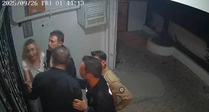 <p>Ulu'nun anlatımında şarkıcı G&uuml;ll&uuml;'n&uuml;n &ouml;ld&uuml;ğ&uuml; g&uuml;ne dair detaylar dikkat &ccedil;ekti. İddiasına g&ouml;re o g&uuml;n Tuğyan 'Maltaka' şarkısının a&ccedil;ılmasını istedi. Sultan Nur Ulu <em>"Dedi ki 'Maltaka'yı a&ccedil;.' Şarkı a&ccedil;ılınca G&uuml;l anne geldi. Maltaka'yı hi&ccedil; bilmiyordum, hangi şarkı olduğunu dahi bilmiyordum. Sordum, dedim ki 'Tuğyan neden b&ouml;yle bir şey yaptın?' Sorduğumda ağlamaya başlıyordu." </em>ifadelerini kullandı.</p>
