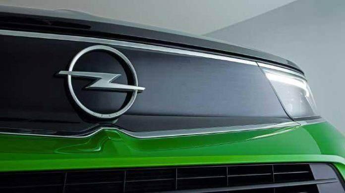 <p><span style="color:#B22222"><strong>OPEL MODELLER</strong></span></p>
