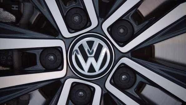 <p><span style="color:#B22222"><strong>VOLKSWAGEN</strong></span></p>

