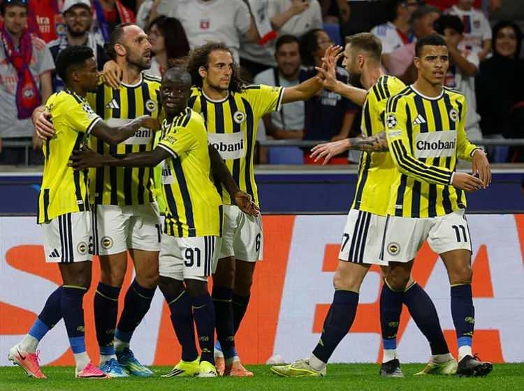 <p><strong>FENERBAH&Ccedil;E </strong><br />
&nbsp;</p>
