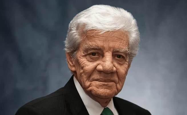 <p>Ekrem Bora: Ekrem Şerifu&ccedil;ak</p>
