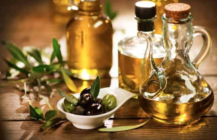 <p>Katılımcıların beslenme alışkanlıkları belirli aralıklarla kaydedilirken, tereyağı ve bitkisel yağ t&uuml;ketimleri ile toplam &ouml;l&uuml;m, kanser ve kalp-damar hastalıklarına bağlı &ouml;l&uuml;m arasındaki ilişkiler incelendi.</p>
