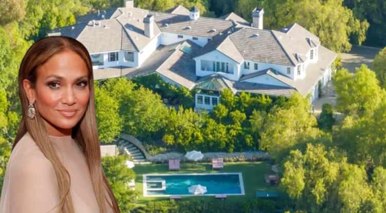 Jennifer Lopez yeni evinin kapılarını a&ccedil;tı! 18 milyon dolarlık malikanesinden ilk kareler