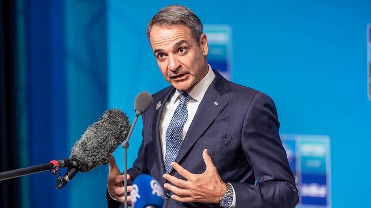 <p>Yunanistan Başbakanı Kiryakos Mi&ccedil;otakis tarafından a&ccedil;ıklanan destek kapsamında, adaya yerleşip belirli s&uuml;re yaşayanlara 5 bin euroya kadar mali destek sağlanacak.<strong>​</strong></p>
