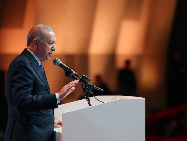 <p><strong>AK PARTİ&nbsp; |&nbsp; %34,9</strong></p>
