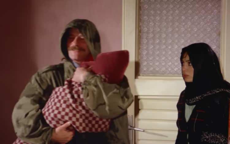 <p>Uzun sanat hayatı boyunca bir&ccedil;ok &ouml;d&uuml;le layık g&ouml;r&uuml;len Ahmet Mekin, 1992 yılında Ankara Uluslararası Film Festivali'nde Yaşam Boyu Başarı &Ouml;d&uuml;l&uuml; aldı. Usta oyuncu ayrıca Altın Portakal, Sadri Alışık ve İstanbul Film Festivali kapsamında da &ccedil;eşitli &ouml;d&uuml;llerle onurlandırıldı.</p>
