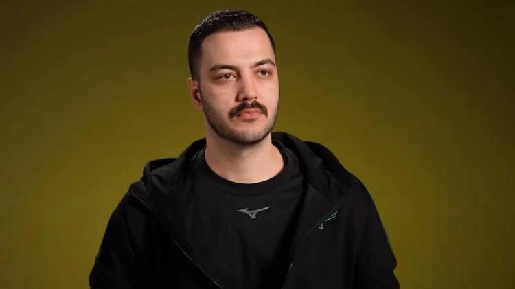 <p><strong>YAĞIZ SABUNCUOĞLU</strong></p>

