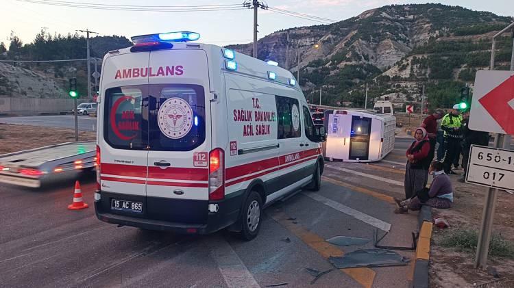 <p>Kaza, saat 06.00 sıralarında Antalya kavşağında meydana geldi.&nbsp;</p>
