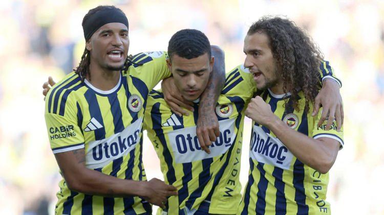 <p>&nbsp;</p>

<p><strong>A Bola (Portekiz): Sekiz gol! Fenerbah&ccedil;e yıkıcı bir performans sergiliyor </strong><br />
"Fenerbah&ccedil;e, Ey&uuml;pspor'a acımasızca davranarak 8-0'lık bir hezimet yaşattı. Nelson Semedo'nun ilk 11'de yer aldığı İstanbul ekibi, mutlak bir &uuml;st&uuml;nl&uuml;k sergilediği ma&ccedil;ta, ilk yarıda her şeyi neredeyse garantiye aldı ve ikinci yarıyı da sadece gol artışına d&ouml;n&uuml;şt&uuml;rd&uuml;; Vedat Muriqi ise d&ouml;rt golle başrol&uuml; &uuml;stlendi</p>

<p>&nbsp;</p>
