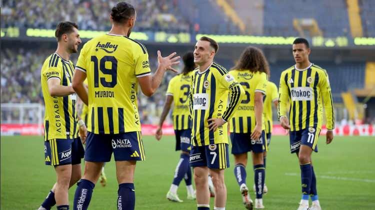 <p>Dış basınında manşetlerinde, 4 kez fileleri havalandıran Vedat Muriqi ve 2 gol, 1 asistle oynayan Mason Greenwood &ouml;n plana &ccedil;ıkarıldı.</p>
