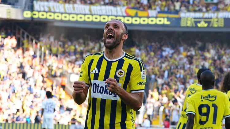 <p>İşte atılan bazı manşetler...<br />
&nbsp;</p>
