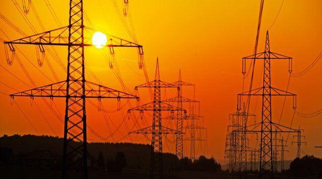 <p>Avrupa Yakası'nda yaşayan ve elektrik kesintilerinin hangi il&ccedil;elerde yaşanacağını merak eden vatandaşlar, BEDAŞ'ın yayımladığı ayrıntılı kesinti programını sorguluyor. Yayımlanan listede bir&ccedil;ok il&ccedil;e kesintilerden 9 saat etkilenecek.</p>
