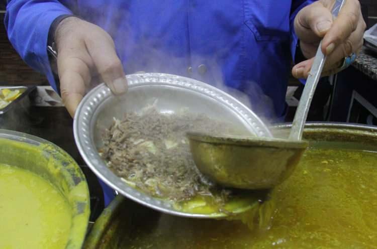 <p>Taste Atlas'ın listesinin ilk 20'sinde T&uuml;rkiye'den iki &ccedil;orba yer alıyor.</p>
