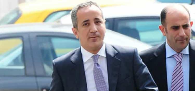 <p><strong>"FİKRET SE&Ccedil;EN AYRICA BASIN SAVCISIYDI"</strong></p>

<p><br />
Kozinoğlu'nu tutuklamaya sevk eden ve sorgulayan firari FET&Ouml;'c&uuml; savcı Zekeriya &Ouml;z ve yine firari FET&Ouml;'c&uuml; savcı Fikret Se&ccedil;en'i adliye muhabiri olması nedeniyle tanıdığını aktaran Arslan, <strong><em>"Fikret Se&ccedil;en ayrıca basın savcısıydı. Piyasada benim &ccedil;ektiğim video dışında video olmamasının sebebini bilmiyorum, herkes g&ouml;r&uuml;nt&uuml;y&uuml; &ccedil;ekmişti.</em></strong></p>
