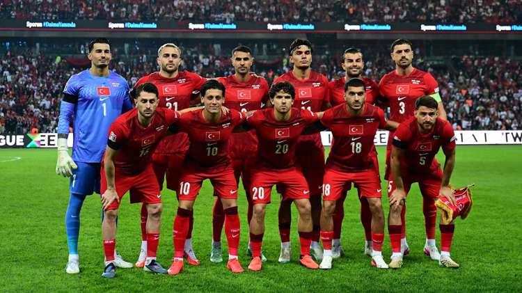 <p><strong>T&Uuml;RKİYE İ&Ccedil;İN PLAY-OFF SENARYOSU</strong></p>

