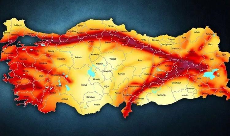 <p>B&ouml;lgede aktif fay yoğunluğunun yok denecek kadar az olduğunu belirten Sara&ccedil;, Artvin, Rize, Trabzon, Giresun, G&uuml;m&uuml;şhane ve Bayburt illerinin g&ouml;rece daha g&uuml;venli olduğunu dile getirdi.</p>
