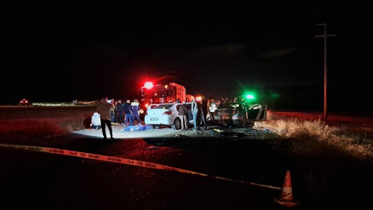 <p>Kaza, akşam saatlerinde merkeze bağlı Zengen-G&uuml;lkaya k&ouml;y&uuml; yolu &uuml;zerinde meydana geldi.&nbsp;</p>
