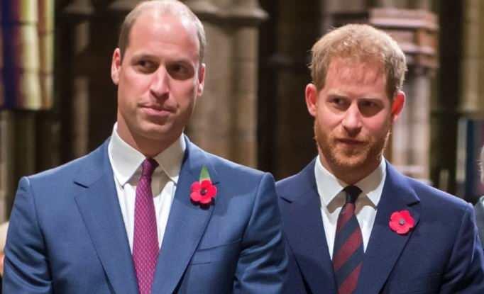 <p>Prens William'ın kardeşi Harry hakkında kullandığı tek kelimelik ifade ise <strong>"paranoyak" o</strong>ldu. Kaynağa g&ouml;re William, kardeşinin zamanla <strong>"&ouml;fkeli, saplantılı ve ge&ccedil;mişe sıkı sıkıya bağlı"</strong> bir hale geldiğini d&uuml;ş&uuml;n&uuml;yordu.</p>
