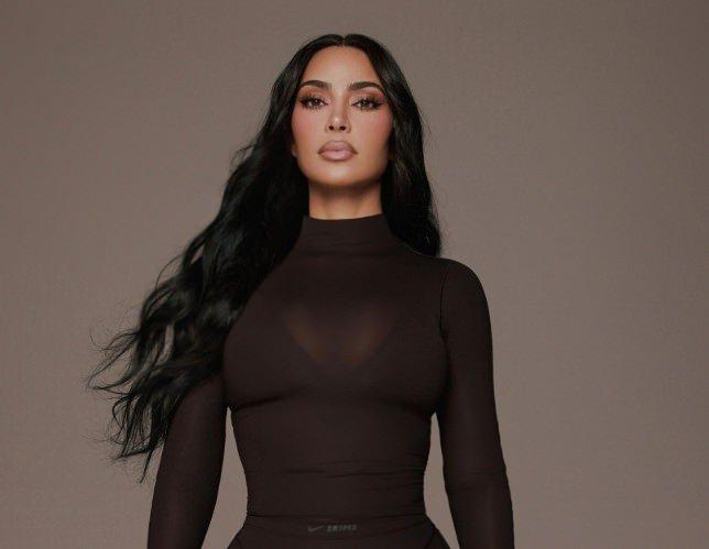 <div>&ldquo;HAYATIMIN EN KORKUN&Ccedil; DENEYİMİYDİ&rdquo;</div>

<div>&nbsp;</div>

<div>Kardashian, 2025&rsquo;te g&ouml;r&uuml;len ceza davasında verdiği ifadede soygun sırasında &ouml;leceğini d&uuml;ş&uuml;nd&uuml;ğ&uuml;n&uuml; anlatmıştı.</div>

<div>&nbsp;</div>

