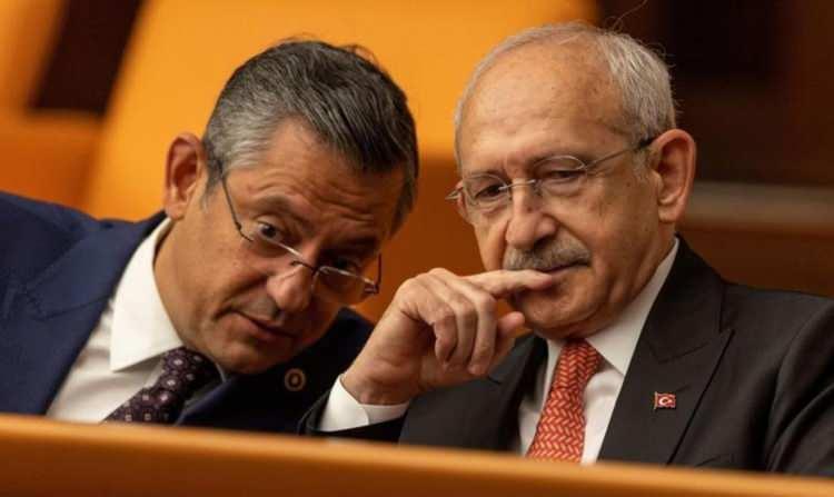 <p><span style="color:#B22222"><strong>KILI&Ccedil;DAROĞLU VE &Ouml;ZEL DE A&Ccedil;IKLAMALARDA BULUNDU!</strong></span></p>

<p>&nbsp;</p>

<p>Son g&uuml;nlerde siyasi g&uuml;ndemin &ouml;ne &ccedil;ıkan isimlerinden biri olan Mansur Yavaş, sosyal medya hesabından yaptığı a&ccedil;ıklamayla CHP'den istifa ettiğini bildirdi.</p>

<p>&nbsp;</p>

<p><strong>Yavaş'ın kararının ardından CHP Genel Başkanı Kılı&ccedil;daroğlu ve Yeni Parti Genel Başkanı &Ouml;zg&uuml;r &Ouml;zel'de a&ccedil;ıklamalarda bulundu.</strong></p>
