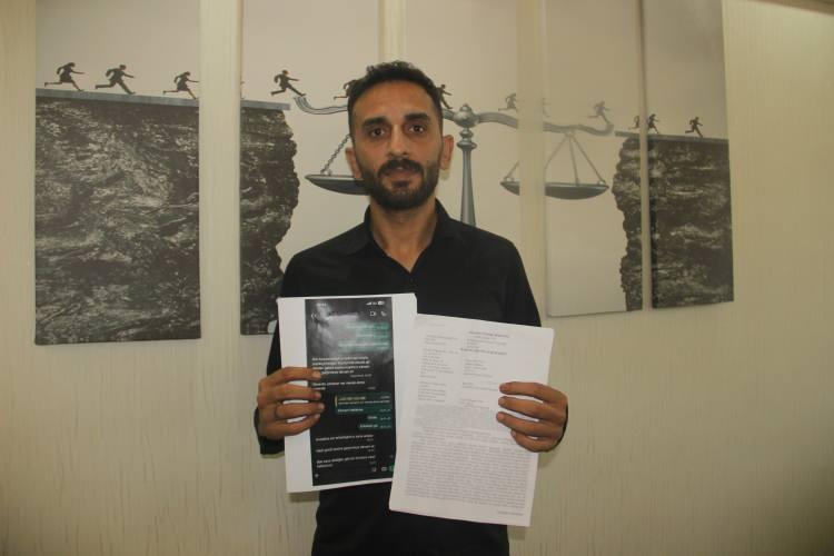 <p>Şanlıurfa'da boşanma aşamasındaki eşinin sevgilisi tarafından bı&ccedil;aklandığını s&ouml;yleyen &Ouml;mer Atılgan (36), uzaklaştırma kararına rağmen s&ouml;zl&uuml; tacize uğradığını, yolunun kesilerek &ouml;l&uuml;mle tehdit edildiğini iddia etti. <span style="color:#A52A2A"><strong><em>İşte akılalmaz olayın t&uuml;m detayları...</em></strong></span></p>
