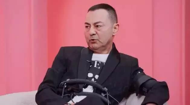 <p><strong>2016 yılında 15 milyon TL&rsquo;ye satın aldığı Boğaz manzaralı, 750 metrekarelik geniş bir arsa &uuml;zerine kurulu olan l&uuml;ks konut; 8 oda, 4 salon, 4 banyodan oluşuyor.</strong></p>
