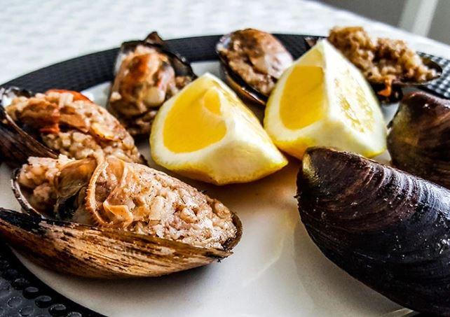 <p>12. Midye dolma – 4.0</p>
