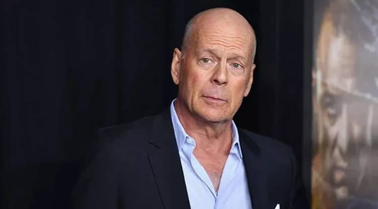 Demans hastalığı ile m&uuml;cadele ediyordu! Bruce Willis'in son halini kızı paylaştı