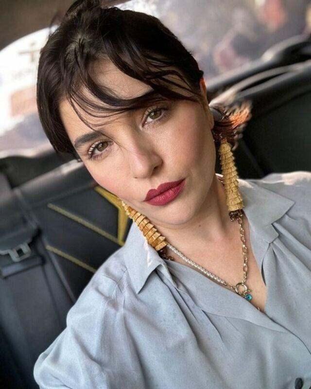 <p><strong>&Uuml;nl&uuml; oyuncu Gonca Vuslateri, 1,5 milyon takip&ccedil;isinin bulunduğu Instagram hesabını bir s&uuml;reliğine kapatarak sosyal medya detoksu yapmaya karar verdi.</strong></p>
