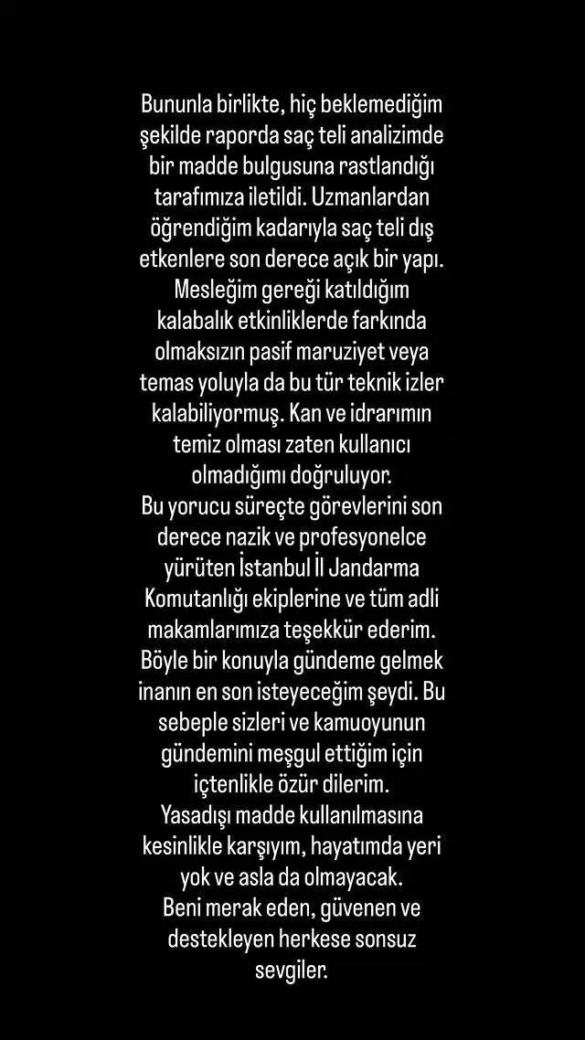 <p><strong>Sa&ccedil; telindeki analiz sonucuna da değinen Sara&ccedil;oğlu, bu durumun kendisi i&ccedil;in de şaşırtıcı olduğunu ifade etmiş ve sa&ccedil;ın dış etkenlere a&ccedil;ık bir yapı olduğunu savunmuştu.</strong></p>
