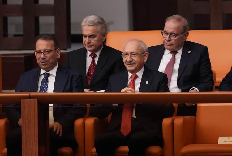 <p>Genel Kurula, CHP Genel Başkanı Kemal Kılı&ccedil;daroğlu da katıldı.</p>
