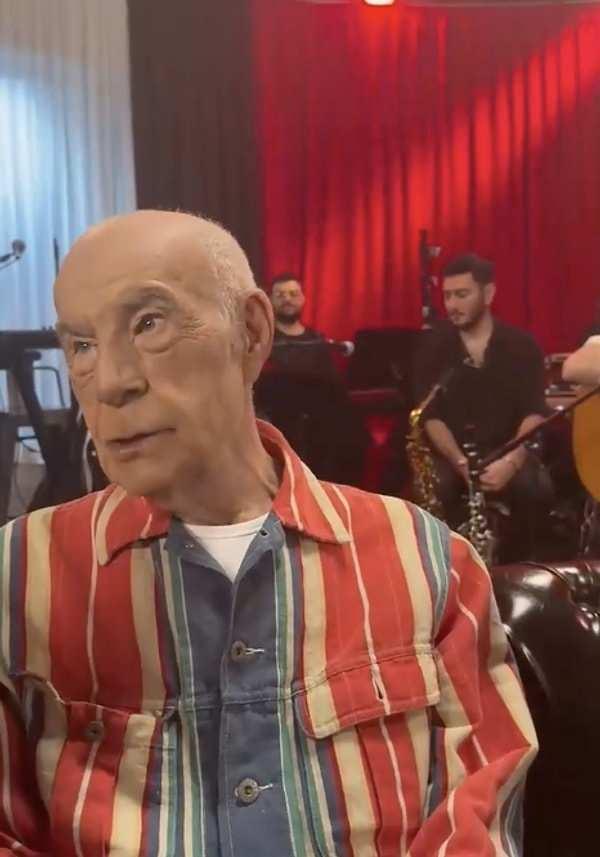 <p>Zayıf ve yorgun g&ouml;r&uuml;nen Alanson uzun zaman sonra ilk kez g&ouml;r&uuml;nt&uuml;lendi.&nbsp;</p>
