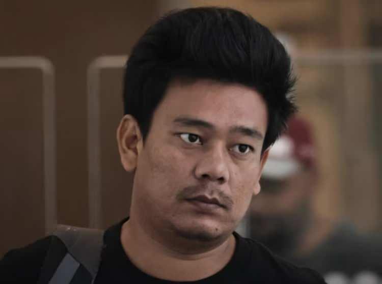 <p>Olay, Myanmar vatandaşı 30 yaşındaki Ye Lin'in 20 Ağustos'ta Google Gemini uygulamasını kullanarak sahte bir timsah g&ouml;rseli &uuml;retmesi ve bunu bir başkasına g&ouml;ndermesiyle başladı.</p>
