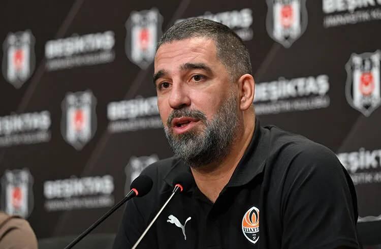 <p>Konferans Ligi'nde de başarılı işlere imza atan Arda Turan, Ukrayna Ligi'nde kazanılan şampiyonluk ile Shakhtar Donetsk'i yıllar sonra Şampiyonlar Ligi'ne g&ouml;t&uuml;rd&uuml;.</p>

