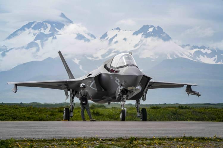 <p><span style="color:#B22222"><strong>F-35A LİGHTNİNG II&nbsp;</strong></span><strong> |&nbsp; 1 ADET</strong></p>
